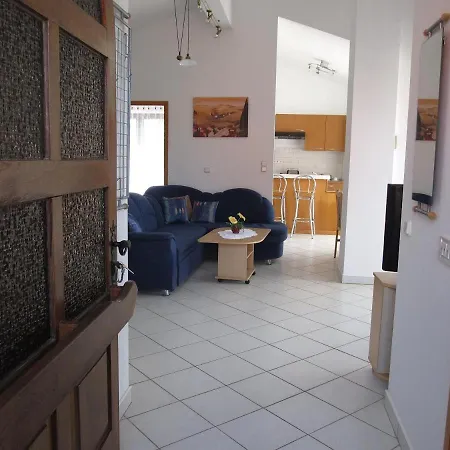 Stipo A5 - 3 Bedrooms *
